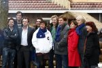 Hilversum, 18 December 2008 Winterpresentatie E.O.
EO Presentators 2008-2009
Henny Huisman
Arie Boomsma
Andries Knevel
Klaas v Kruistum
Herman Wegter
Marion Lutke
Arie v d Veen
Carla van Weelie
Elly Zuiderveld
Jeroen Snel
Manuel Venderbos

Peter Smulders BV