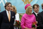 Makkum en Franeker30 april 2008
Koninginnedag 2008 met Koningin Beatrix Prins Willem Alexander Friso Constantijn Maurits Floris Pieter Christiaan Pieter v Vollenhoven en de prinsessen Maxima Laurentien Mabel Aimee Anita Margriet en Marilene. Ed Nijpels
Peter Smulders bv