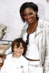 Wassenaar 9 juni 2008
Premiere Sittah in pretpark Duinrell. Edsilia Rombley met familie