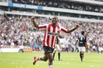 Eindhoven, 23 September 2007 Seizoen 2007/2008 Kompetitewedstrijd PSV-Feyenoord, eindstand 4-0
Edison Mendez is blij met zijn doelpunt (2-0)