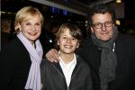 Amsterdam 17 november 2008
Premiere Oorlogswinter in Tuschinski. Monique v d Ven met Edwin de Vries en hun zoontje
Peter Smulders bv