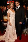 Amsterdam 13 oktober 2008
Karina Smulders met haar vriend Fedja van Huet bij premiere van Bride Flight in Tuschinski.
Peter Smulders bv