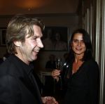 Den Haag 27 oktober 2008
Premiere Piaf en het koninklijk theater i Den Hag met Liesbeth List in de hoofdrol. Frank Boeijen met vrouw
Peter Smulders bv