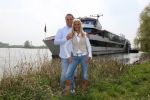 Oosterbeek, 24 April 2008
Frans Bauer komt samen met zijn a.s. vrouw Mariska Bauer aan met de helicopter.
Zij zijn gelandt op de huwelijksboot de 