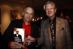 Hoorn 29 november 2008
Presentatie boek Frederik de Groot in de schouwburg van Hoorn. Frederik met Hr Zeeman
Peter Smulders bv