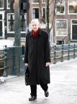Amsterdam 10 december 2008
Frits Bolkestein wandelend in Amsterdam.
Peter Smulders bv