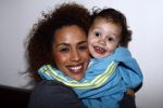Amsterdam 27 november 2008
Glennis Grace met haar zoontje Antony.
Peter Smulders bv