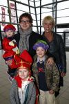 Rotterdam 30 november 2008
Het feest van Sinterklaas in ahoy .Guus Meeuwis met vrouw Valerie e zijn kinderen
Peter Smulders bv