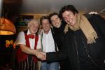 Den Haag, 19 December 2008
Premiere Russisch Staatscircus 2008
Hans Kazan samen met zijn 2 zonen op bezoek in de caravan van de wereldberoemde clown Popov
Foto Peter Smulders BV