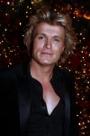 Haarlem 17 december 2008
De ex vriend van Hans Klok Frank met zijn nieuwe vriend en met Hans Klok bij princess kerstborrel in circus Renz.
Peter Smulders bv