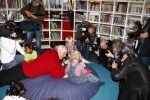 Amsterdam 11 november 2008
Herman v Veen bij presentatie van sinterklaas boek in de bibliotheek in Amsterdam.
Peter Smulders bv