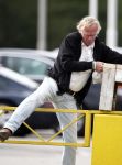 Amsterdam/aalsmeer 4 oktober 2008
Jack Spijkerman doet boodschappen bij tuincentrum.
Peter Smulders bv