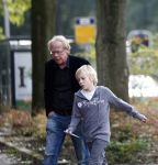 Amsterdam 8 oktober 2008
Jack Spijkerman op zij 60e verjaardag aan het winkelen met zijn zoon Joska.
Peter Smulders bv