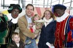 Rotterdam 25 november 2007
Premiere Feest van sinterklaas in ahoy. Jan Dirk Vis met vrouw en kinderen