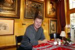 Volendam 18 november 2008
Er kmt een real life soap over volendamet oa Nick en Simon Ruud Gerda Jan en Monique Smit Jan Keizer Jack Veerman met vrouw Jaap Aloys en Alice Buys. Richarda v Kasbergen geeft rondleidingen in Volendam
Peter Smulders bv