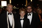 Amsterdam 17 november 2008
Premiere oorlogswinter in Tuschinski. Jan Terlouw met Martijn Lakemeier en Martin Koolhoven
Peter Smulderrs bv