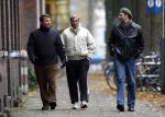 Amsterdam 8 december 2008
Jan v Beveren met 2 andere mannen op straat i Amsterda.
Peter Smulders bv