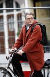 Amsterdam 26 november 2008
Jeroen Krabbe met zijn rugzak op de fiets in Amsterdam.
Peter Smulders bv