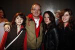 Amsterdam 9 december 2008
Premiere High school musical 3 in pathe arena. Jeroen v Inkel met dochters 
Peter Smulders bv