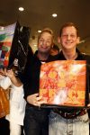 Amsterdam 29 november 2008
Diverse Bekenede Nederlanders BN ers verkopen bij de bijenkorf plastic draagtassen voor het aidsfonds. Joep Onderdelinden en Tony Neef
Peter Smulders bv