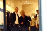 Amsterdam 8 november 2008
Johan Cruijff aan het winekelen met zijn vrouw Danny en dochter Chantal. Daarna gaan ze naar huis.
Peter Smulders bv