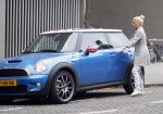 Amsterdam 19 oktober 2007
Judith Osborn in haar mini cooper.
