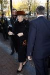 Amsterdam 7 november 2008
Koningin Beatrix 2 uur nadat ze uit Rotterdam vertrok in andere kleding bij evenement in Amsterdam.
Peter Smulders bv