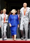Den Haag 27 augustus 2008
De Olympische medaille winnaars van Peking op het bordes bij Koningin Beatrix. Aanwezig oa Anky v Grunsven Maarten v d Weijden Inge Dekker Marianne Vos Naomi v As Fatima de Moreiro Melo, anky v Grunsven Deborah Gravenstijn...
Peter Smulders bv