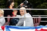 Den Haag 27 augustus 2008
De Olympische medaille winnaars van Peking op het bordes bij Koningin Beatrix. Aanwezig oa Anky v Grunsven Maarten v d Weijden Inge Dekker Marianne Vos Naomi v As Fatima de Moreiro Melo, anky v Grunsven Deborah Gravenstijn...
Peter Smulders bv
