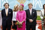Makkum en Franeker30 april 2008
Koninginnedag 2008 met Koningin Beatrix Prins Willem Alexander Friso Constantijn Maurits Floris Pieter Christiaan Pieter v Vollenhoven en de prinsessen Maxima Laurentien Mabel Aimee Anita Margriet en Marilene.
Peter Smulders bv