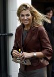 Amsterdam 6 oktober 2008
prinses Maxima op bezoek bij de nederlandse bank. Maxima draagt een rood leren/leer jasje.
Peter Smulders bv