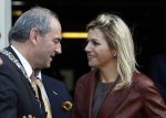 Amsterdam 6 oktober 2008
prinses Maxima op bezoek bij de nederlandse bank. Maxima draagt een rood leren/leer jasje. Maxima met Job Cohen
Peter Smulders bv