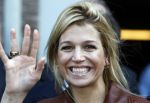 Amsterdam 6 oktober 2008
prinses Maxima op bezoek bij de nederlandse bank. Maxima draagt een rood leren/leer jasje.
Peter Smulders bv