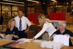 Mdedemblik 17 oktober 2007
Prinses Maxima  bezoekt de Jumbo speelgoed fabriek en doet werk achter de lopende band. Ook speelt ze met kinderen mens erger je niet.