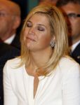 Mdedemblik 17 oktober 2007
Prinses Maxima  bezoekt de Jumbo speelgoed fabriek en doet werk achter de lopende band. Ook speelt ze met kinderen mens erger je niet.