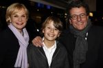 Amsterdam 17 november 2008
Premiere Oorlogswinter in Tuschinski. Monique v d Ven met Edwin de Vries en hun zoontje
Peter Smulders bv