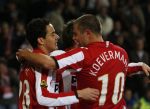 Eindhoven, 20 Oktober 2007
Kompetitiewedstrijd PSV-VVV, eindstand 3-1
Seizoen 2007/2008
Otman Bakkal scoort 1-0 en wordt gefeliciteerd door Danny koevermans
