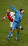 Amsterdam, 30 Januari 2008 Kompetitiewedstrijd AJAX-PSV, eindstand 0-2
Seizoen 2007/2008
Otman Bakkal in duel met Gabri
