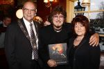 Volendam 14 november 2008
Presentatie boek van Piet Veerman .
Zijn vrouw en  kleinkinderen waren natuurlijk aanwezig. Piet met de burgemeester van Volendam en Edam
Peter Smulders bv