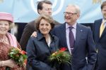 Makkum en Franeker30 april 2008
Koninginnedag 2008 met Koningin Beatrix Prins Willem Alexander Friso Constantijn Maurits Floris Pieter Christiaan Pieter v Vollenhoven en de prinsessen Maxima Laurentien Mabel Aimee Anita Margriet en Marilene.
Peter Smulders bv