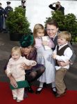 Den Haag 20 oktober 2007
Dop prinses Ariane. Prinses Laurentien Prins Constantijn met hun kinderen Eloise Claus Casimir en Leonore.