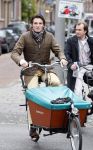 Amsterdam 3 november 2007
Prins Maurits en Prinses Marilene bij La Luz voor Make a Different day. Ze kwamen met de bakfiets.