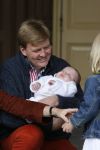 Den Haag 26 juni 2007
Fotomoment met Prins Willem Alexander Maxima Prinses Amalia Alexia en Ariane bij de koninklijke stallen. Prinses Alexia viert haar 2e verjaardag.