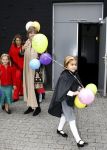 Amsterdam 4 oktober 2008
Prinses Laurentien met Prinses Eloise Prins Claus Cazimir en prinses Leonore bij premiere grote Terra in de Meervaart.
Peter Smulders bv