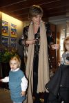 Amsterdam 4 oktober 2008
Prinses Laurentien met Prinses Eloise Prins Claus Cazimir en prinses Leonore bij premiere grote Terra in de Meervaart.
Peter Smulders bv
