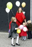 Amsterdam 4 oktober 2008
Prinses Laurentien met Prinses Eloise Prins Claus Cazimir en prinses Leonore bij premiere grote Terra in de Meervaart.
Peter Smulders bv