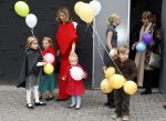 Amsterdam 4 oktober 2008
Prinses Laurentien met Prinses Eloise Prins Claus Cazimir en prinses Leonore bij premiere grote Terra in de Meervaart.
Peter Smulders bv