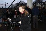 Amsterdam 10 december 2008
Prinses Margarita op de fiets bij de magere brug in Amsterdam
Peter Smulders bv