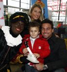 Rotterdam 30 november 2008
Het feest van Sinterklaas in ahoy . Raymond Havelaar met vrouw en zoontje
Peter Smulders bv