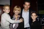 Amsterdam 6 oktober 2008
Richard Krajicek Daphne Deckers en Alec e Emma bij de premiere van anubis in de theaterfabriek.
Peter Smulders bv